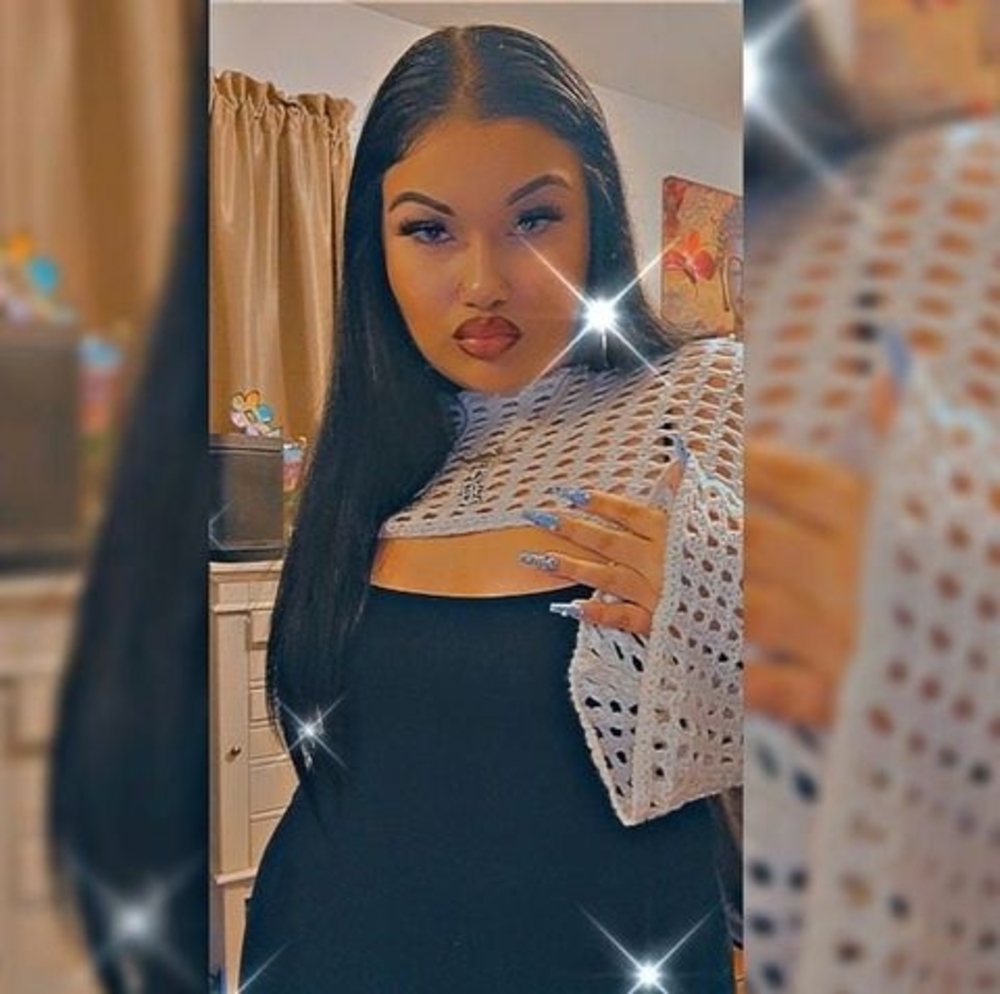 Meet your Posher, Ana